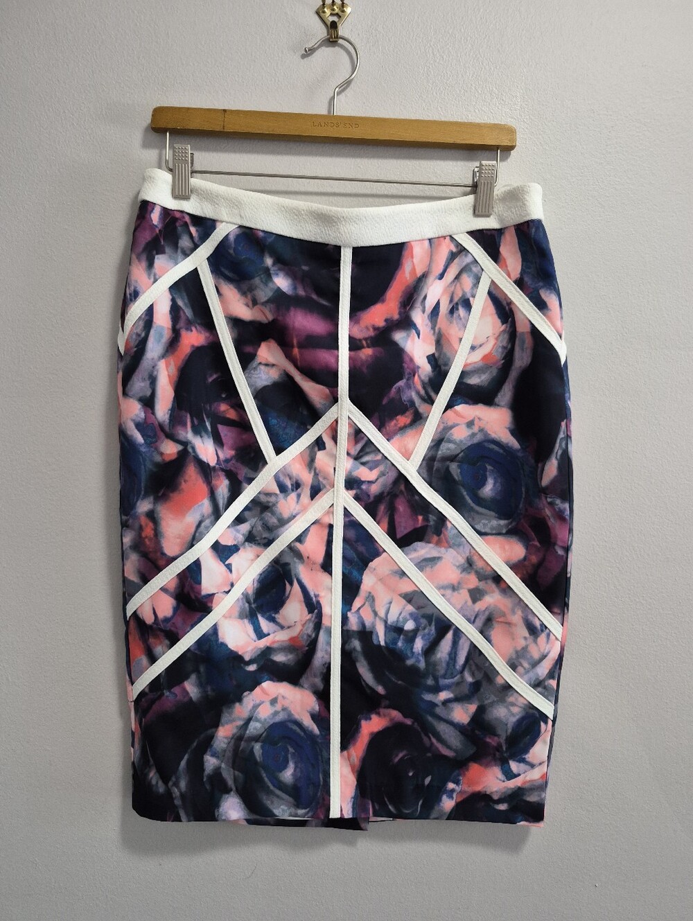 Sheike NWT Floral Block Straight Pencil Skirt Size 14